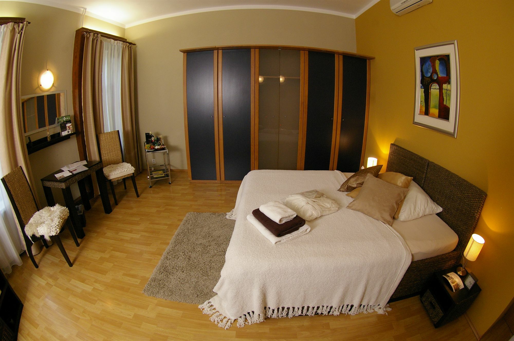 City Residence Apartment Hotel Košice Esterno foto